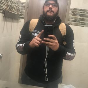 Meet your Posher, Henry